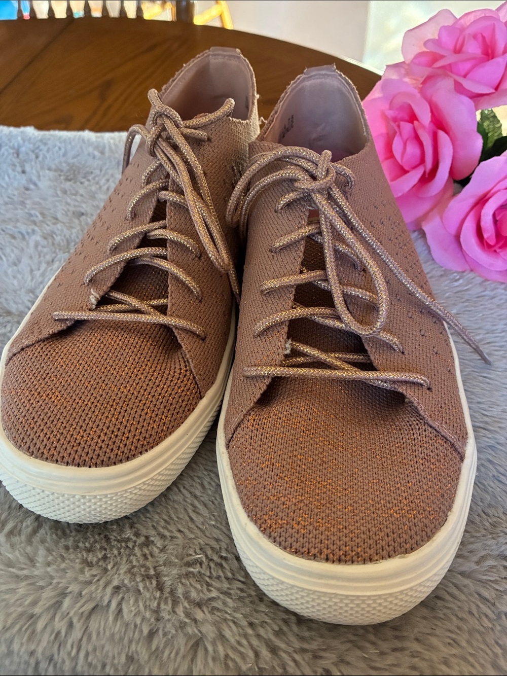 Women's Knit Lace-Up Sneakers in Mauve Pink